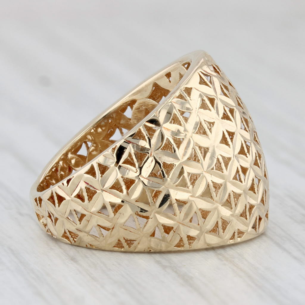 Light Gray Lattice Work Pierced Ring 14k Yellow Gold Size 6.25 Statement