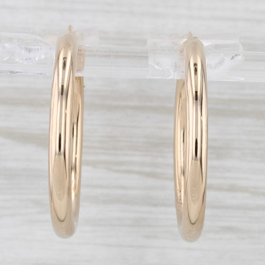Light Gray Round Classic Hoop Earrings 14k Yellow Gold Snap Top 27.8 x 2.8mm