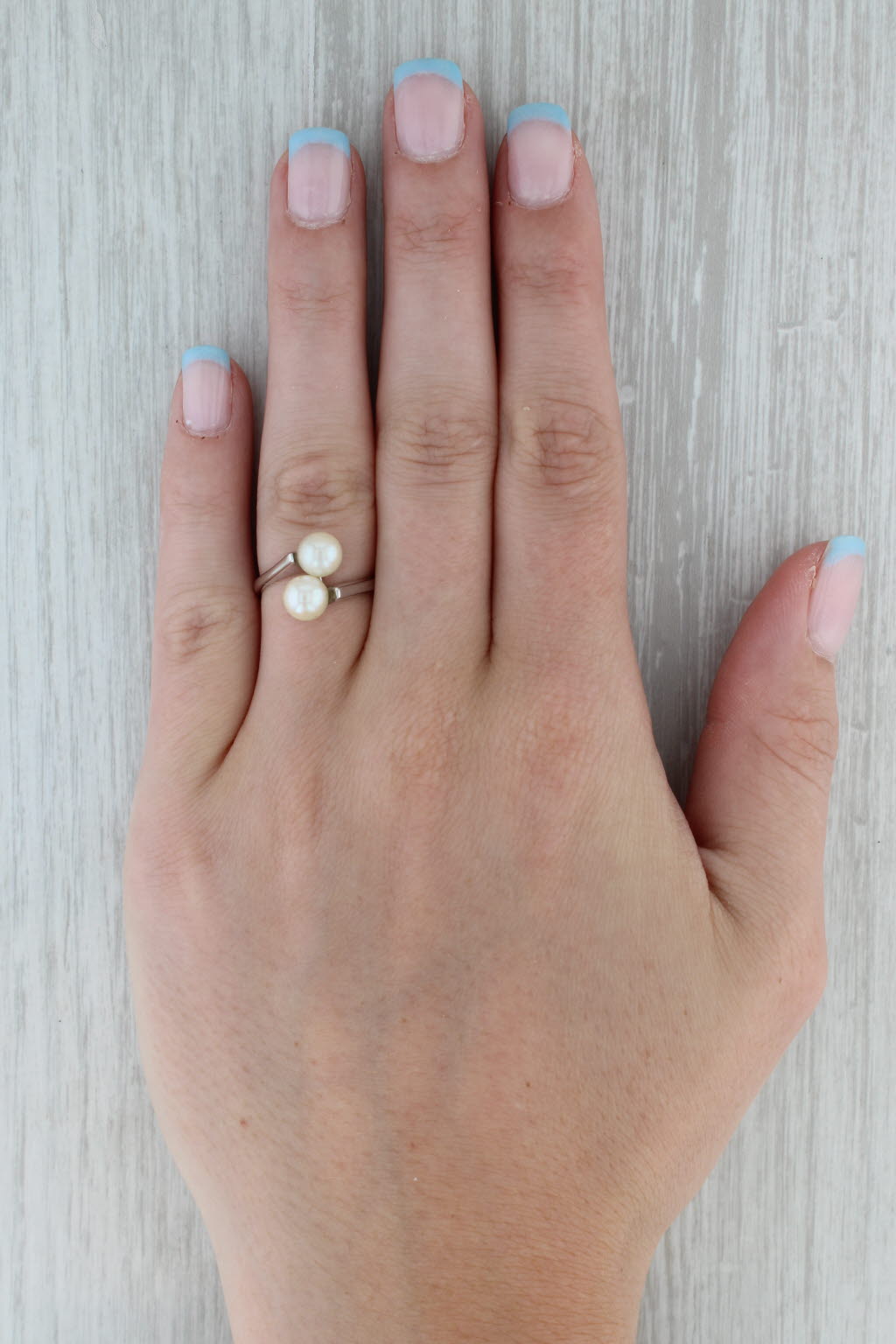 Dark Gray 2 Cultured Pearls Bypass Ring 14k White Gold Size 6.25