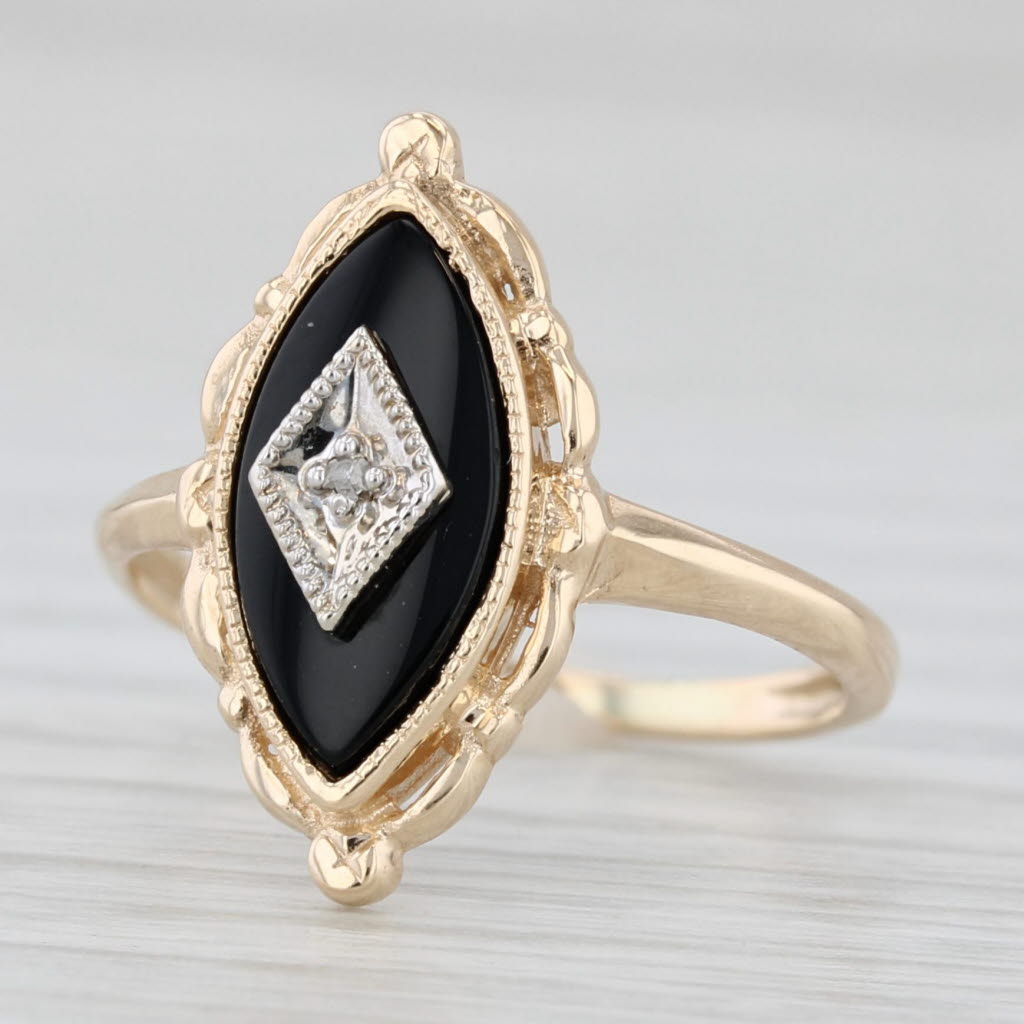 Light Gray Vintage Onyx Diamond Signet Ring 10k Yellow Gold Size 4.5