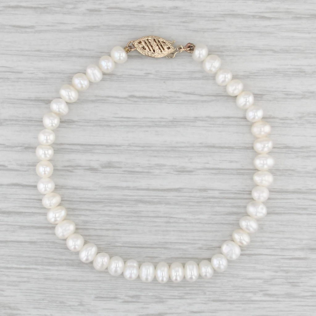 Feshwater Cultured Pearl Single Strand Bracelet 14k Yellow Gold Clasp 7"