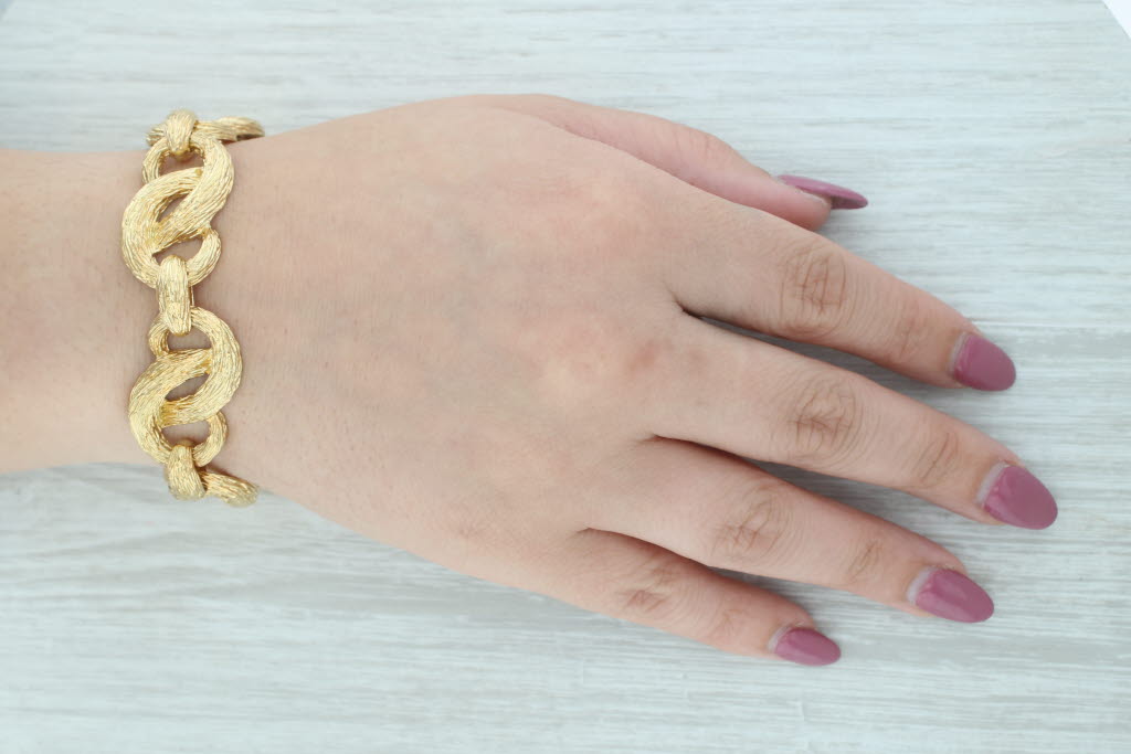 Vintage David Webb Pretzel Link Bracelet 18k Yellow Gold 7" Statement