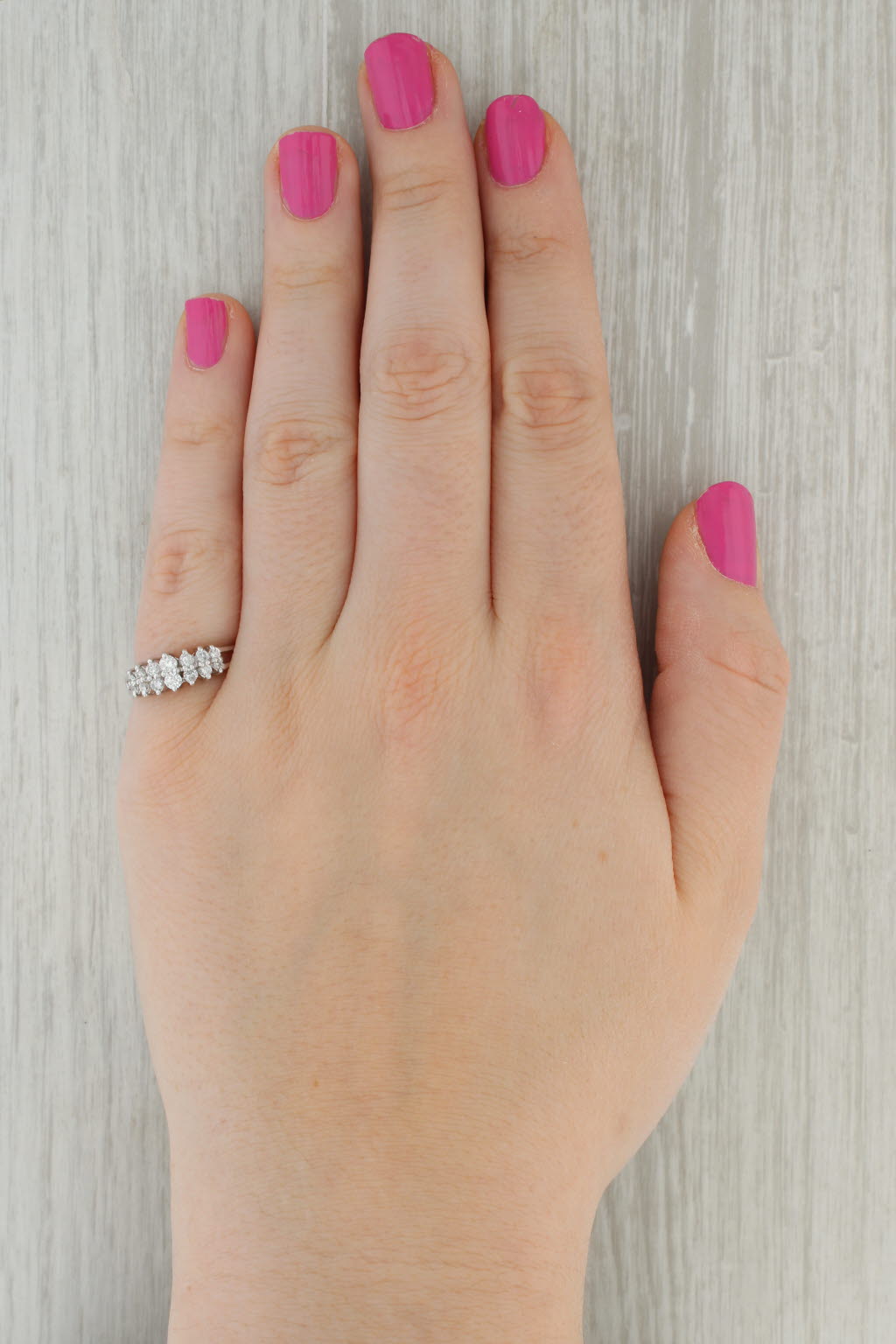 Tan 0.37ctw Tiered Pyramid Diamond Ring 14k White Gold Size 6.5 Stackable