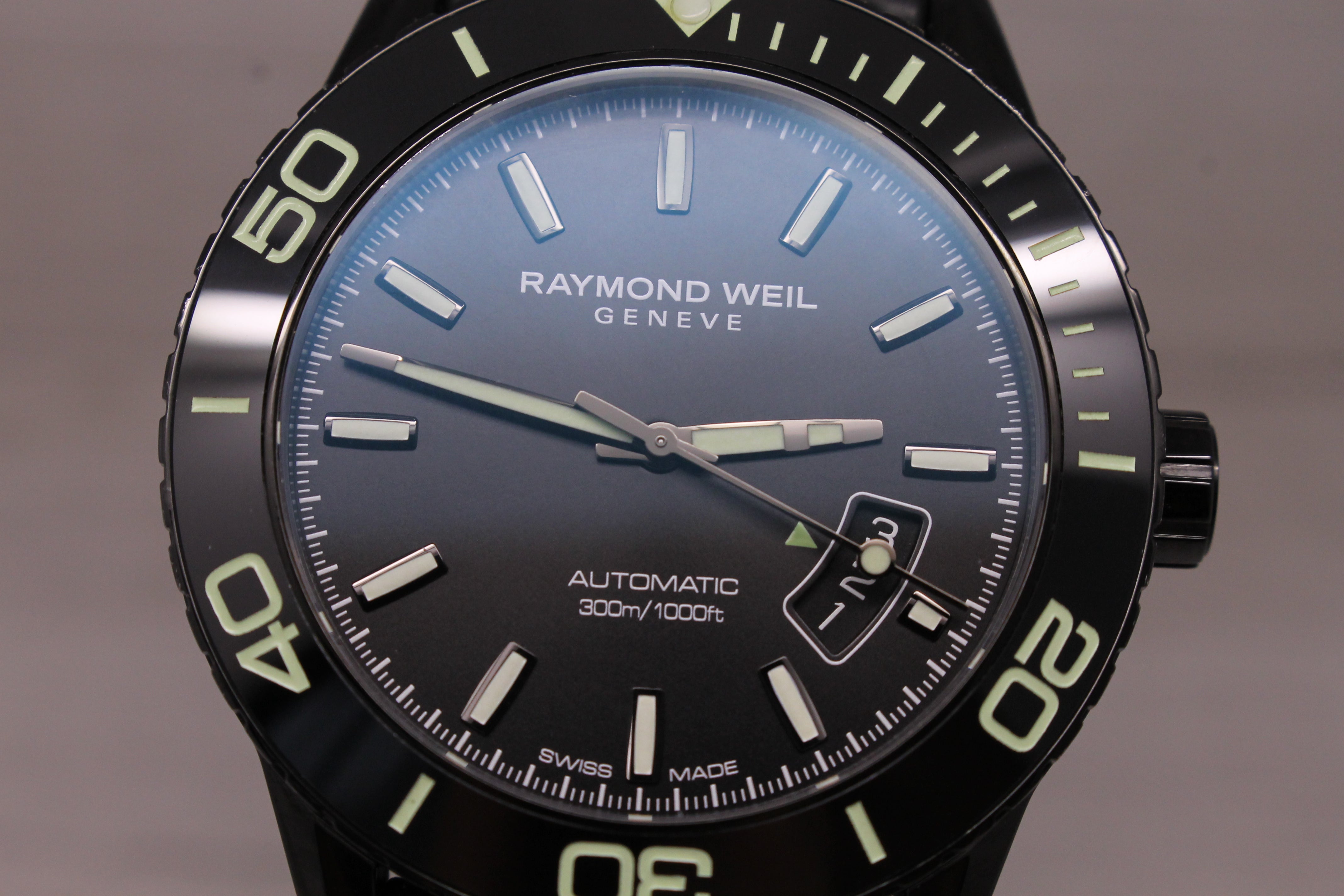 Raymond Weil 2760 Mens 42mm Black Ceramic Steel Automatic Divers Watch w Box