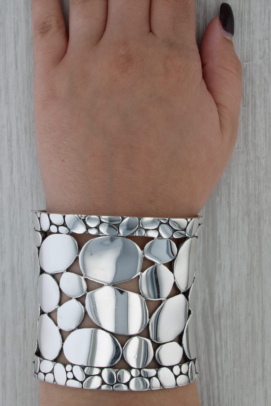 John Hardy Large Pebble Cuff Bracelet Sterling Silver 7" 70.1mm Statement
