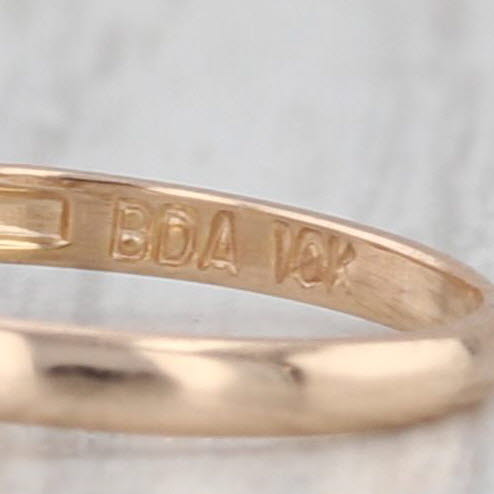 Vintage Red Glass Solitaire Ring 10k Yellow Gold Less than Size 1