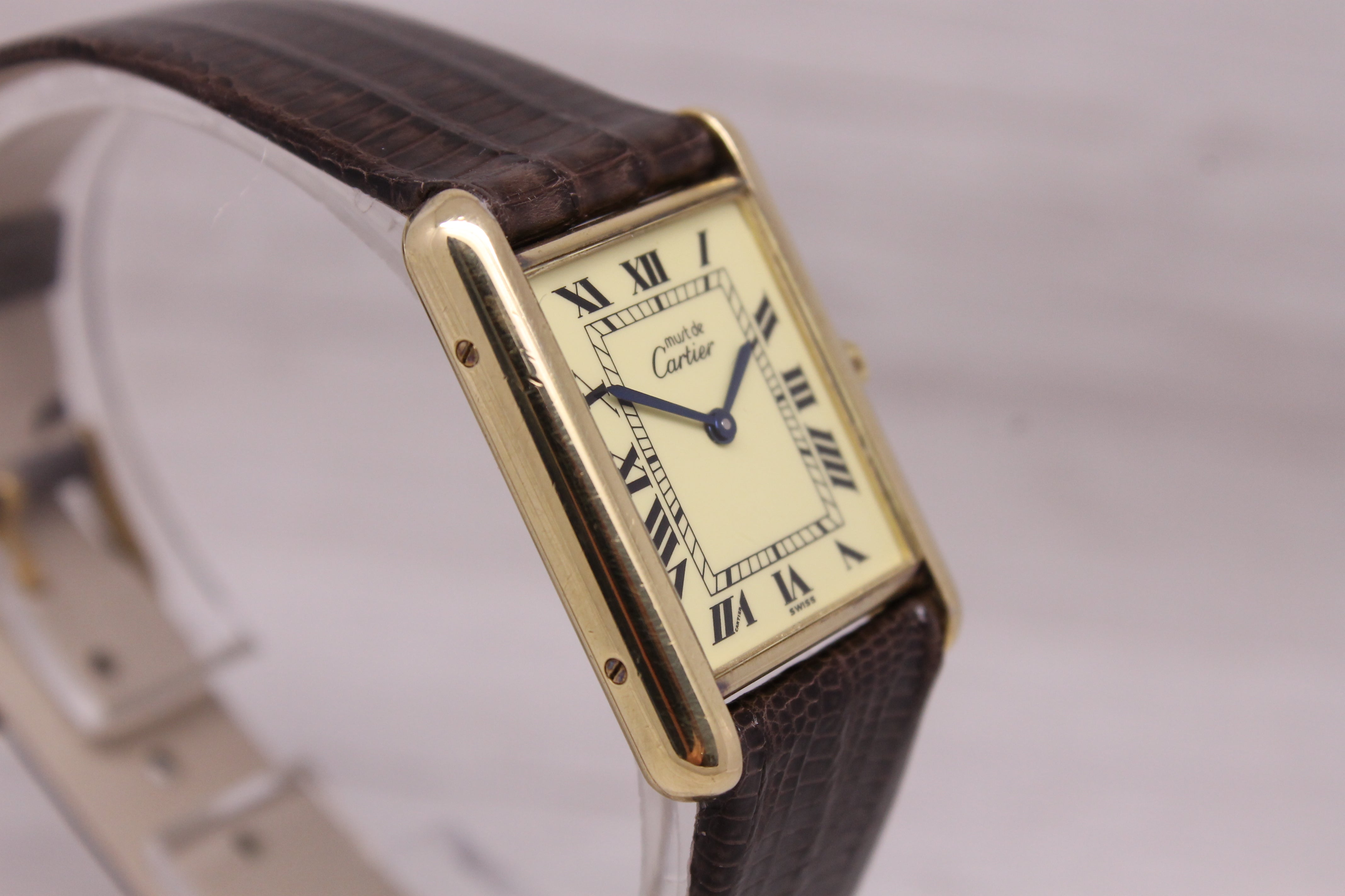 Vintage Must de Cartier Tank 23.5mm Gold Plated 925 Paris Quartz Wrist Watch