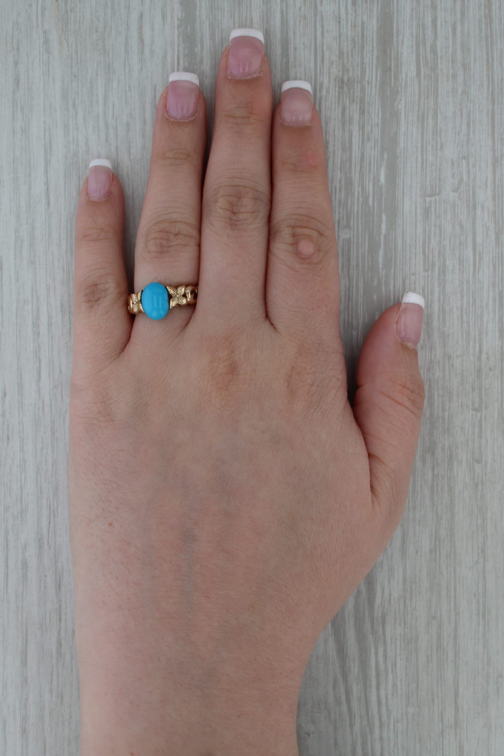 Oval Cabochon Turquoise Ring 14k Yellow Gold Ornate Floral Size 7