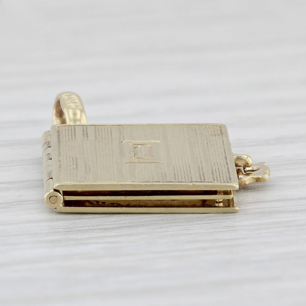 Light Gray Christmas Keepsake Book 14k Yellow Gold Engraved 1928 Amor Omnia Vincit Opens