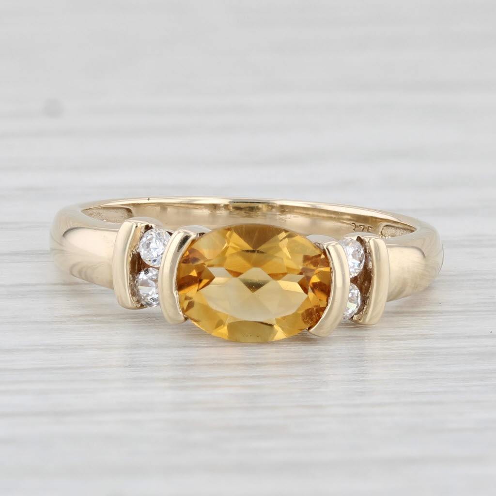 Light Gray 1.07ctw Oval Citrine Cubic Zirconia Ring 9k Yellow Gold Size 6.75