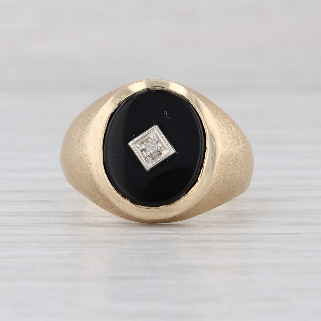 Vintage Men's Onyx Diamond Signet Ring 10k Yellow Gold Size 10.25