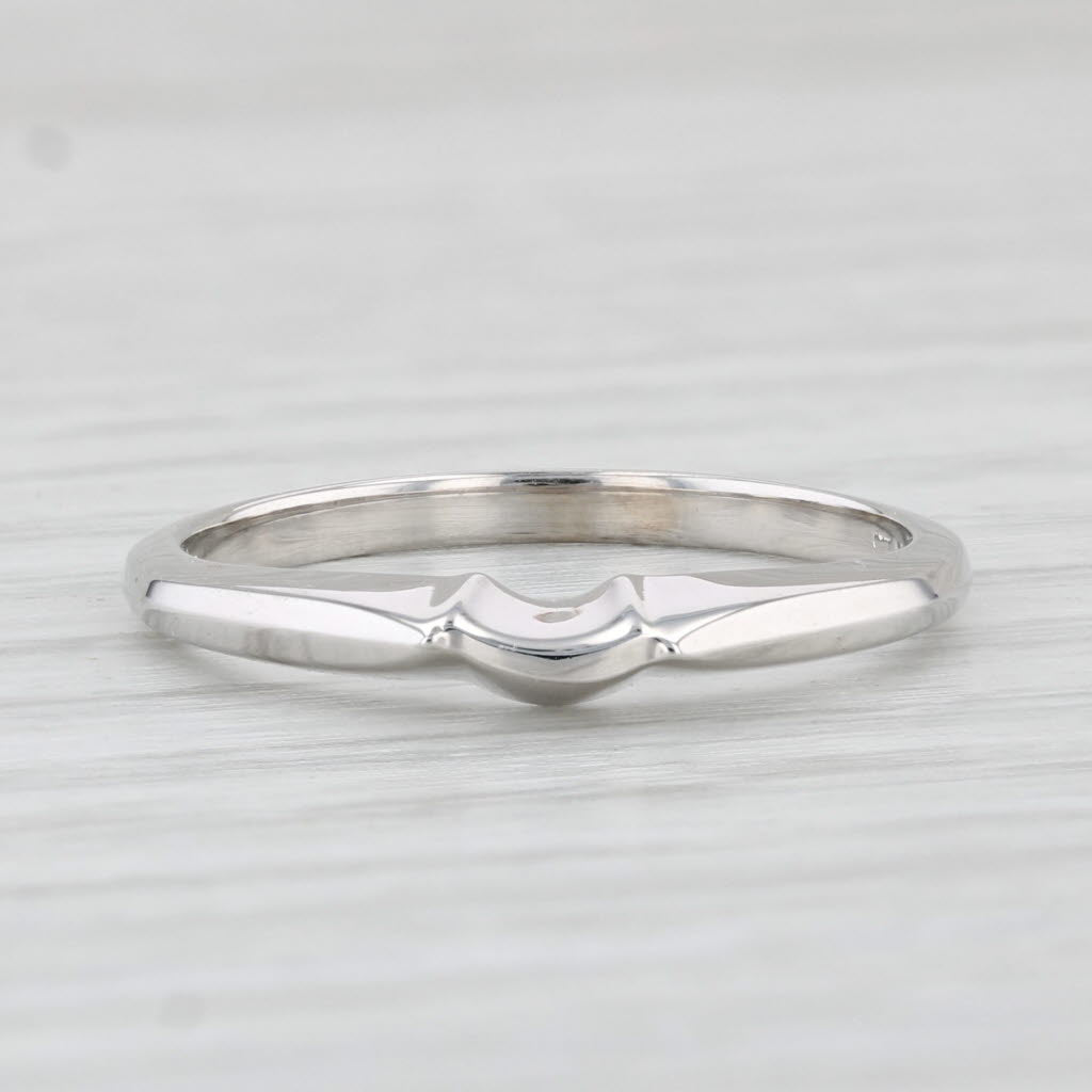 Light Gray Wedding Band Guard Ring 14k White Gold Size 6 Contoured Center
