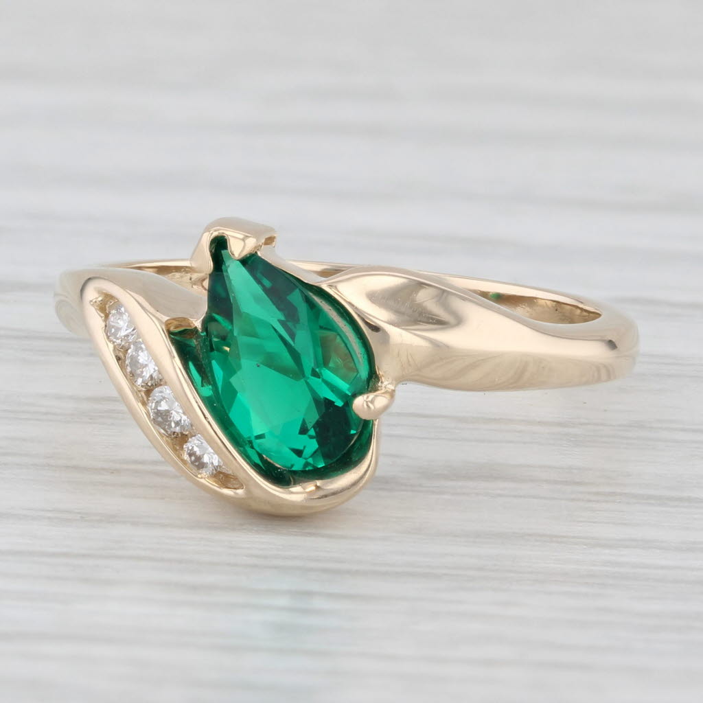 Light Gray 0.77ctw Pear Lab Created Emerald Diamond Ring 14k Yellow Gold Size 6.5