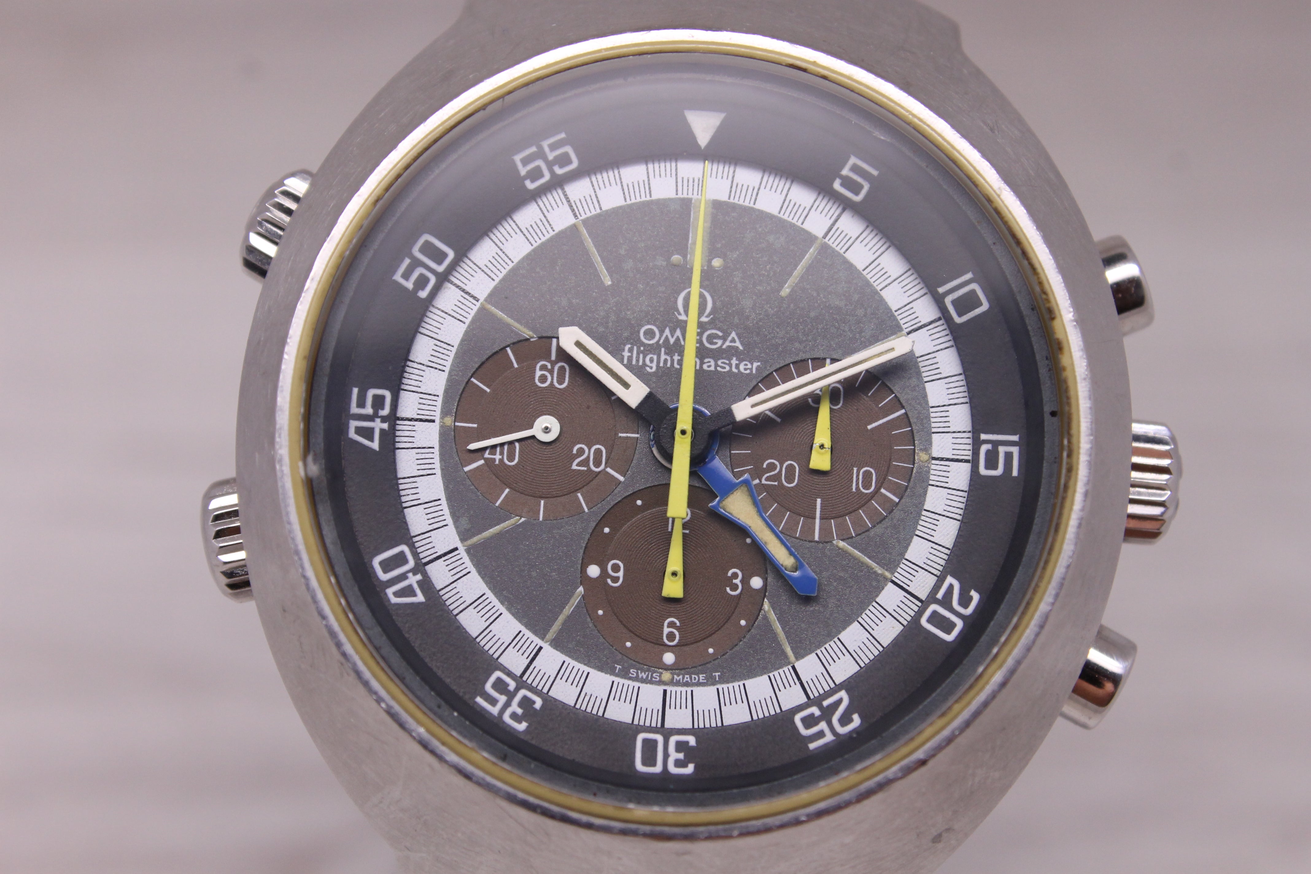 Vintage c.1972 Omega Flightmaster Mens Steel 43mm Chronograph GMT Watch c.911