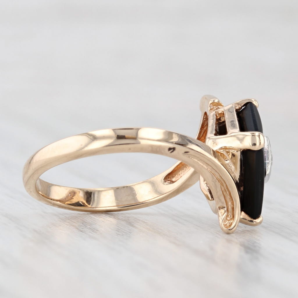 Light Gray Onyx Diamond Bypass Signet Ring 10k Yellow Gold Size 6.5 Vintage