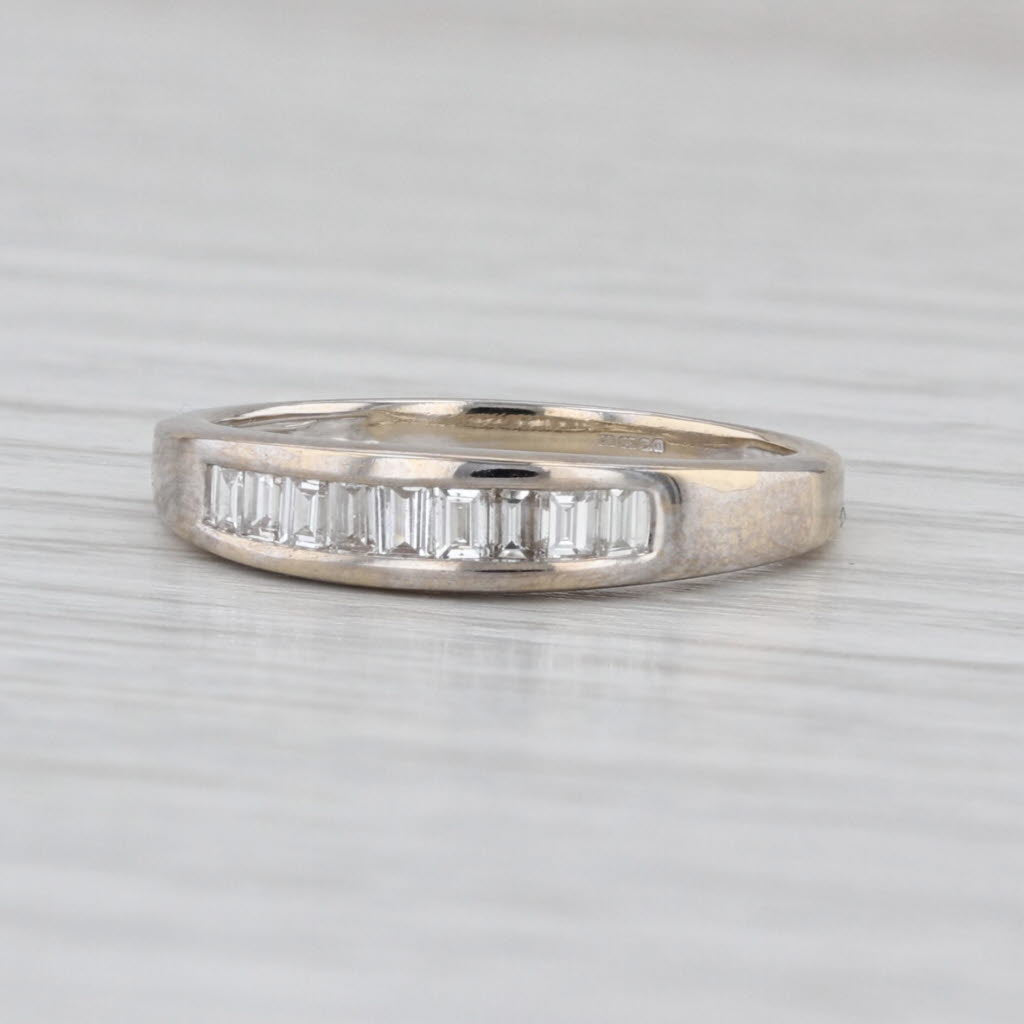 0.33ctw Diamond Wedding Band 18k White Gold Size 6 Stackable Ring COA Tomas Rae