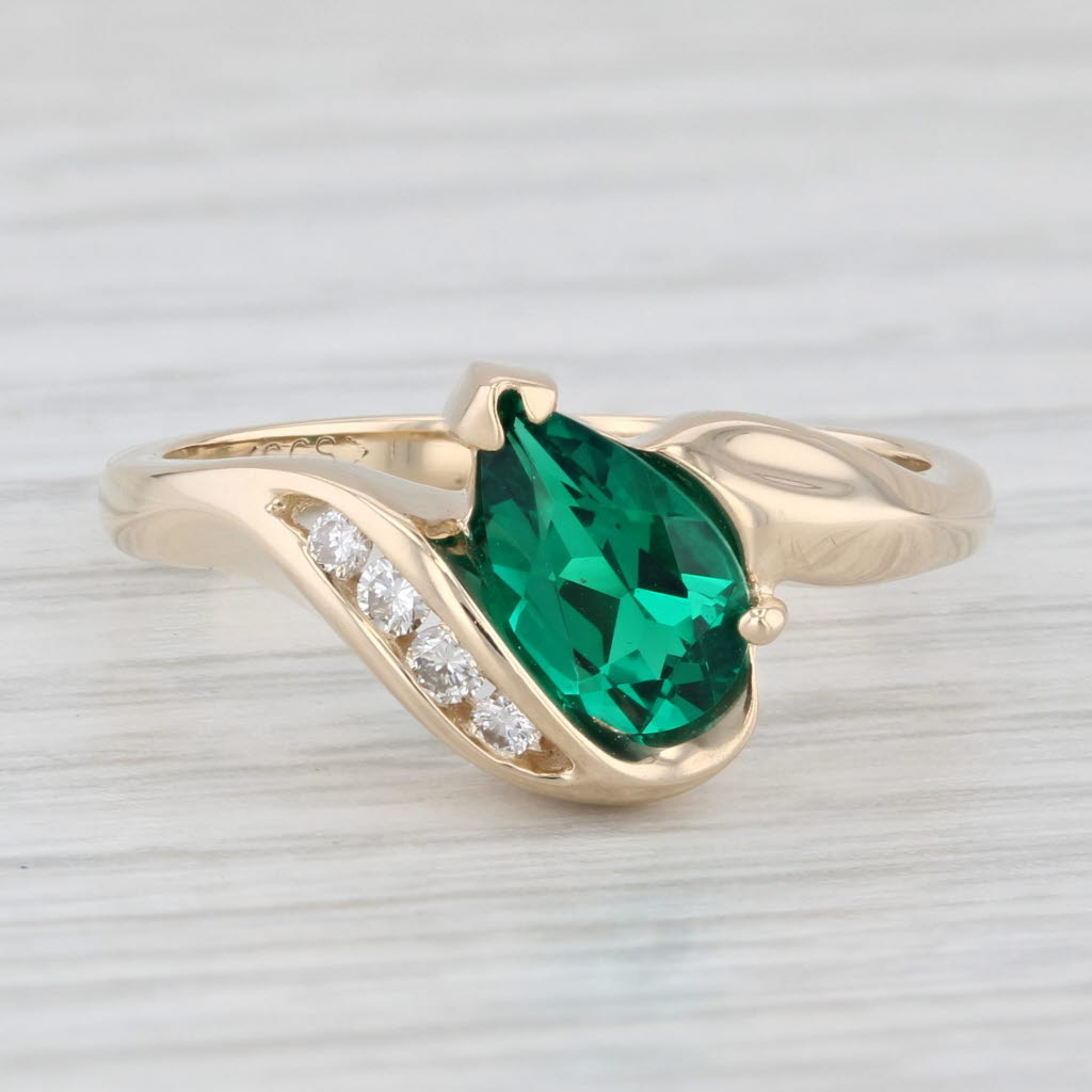Light Gray 0.77ctw Pear Lab Created Emerald Diamond Ring 14k Yellow Gold Size 6.5