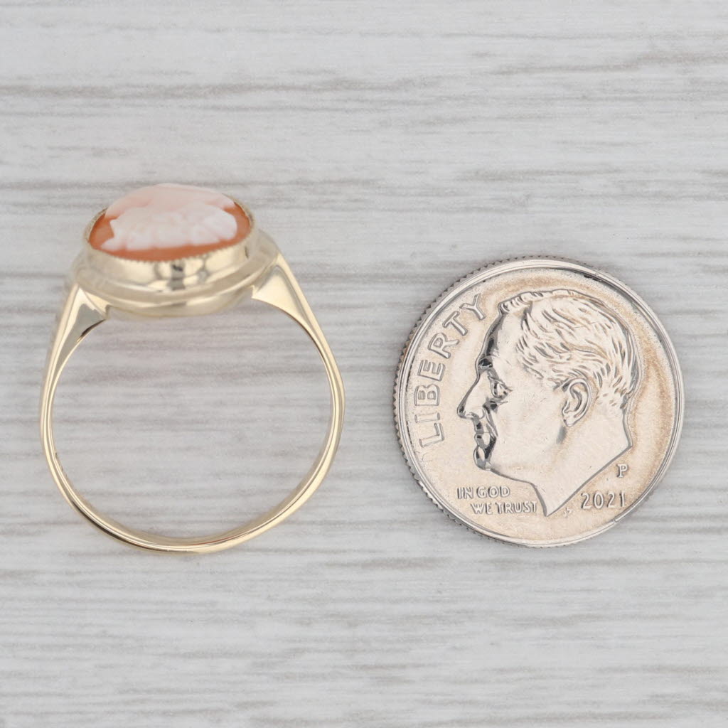 Gray Vintage Carved Shell Cameo Ring 10k Yellow Gold Size 6.5