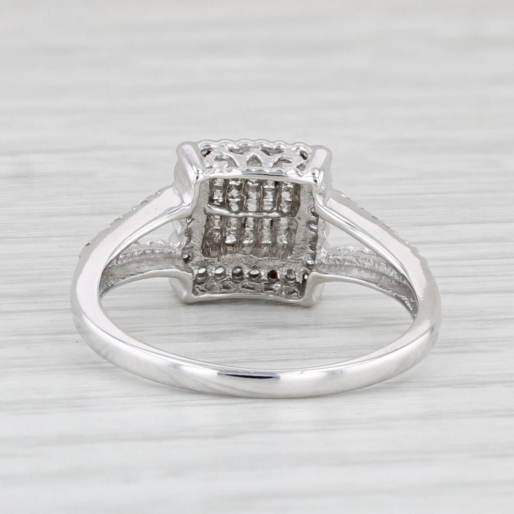 Light Gray 0.30ctw Diamond Halo Ring 10k White Gold Size 7 Engagement