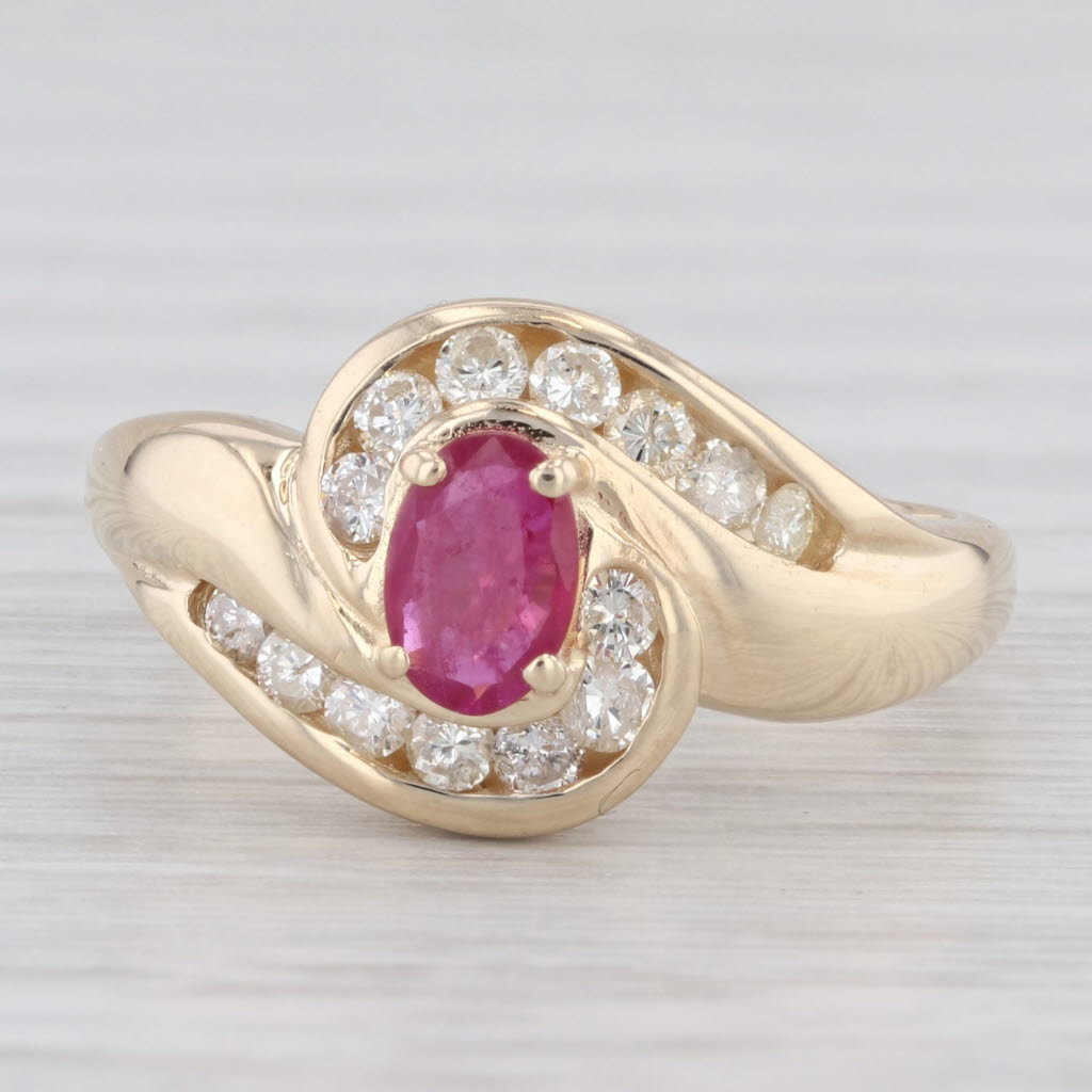 Light Gray 0.70ctw Ruby Diamond Bypass Ring 14k Yellow Gold Size 7.25