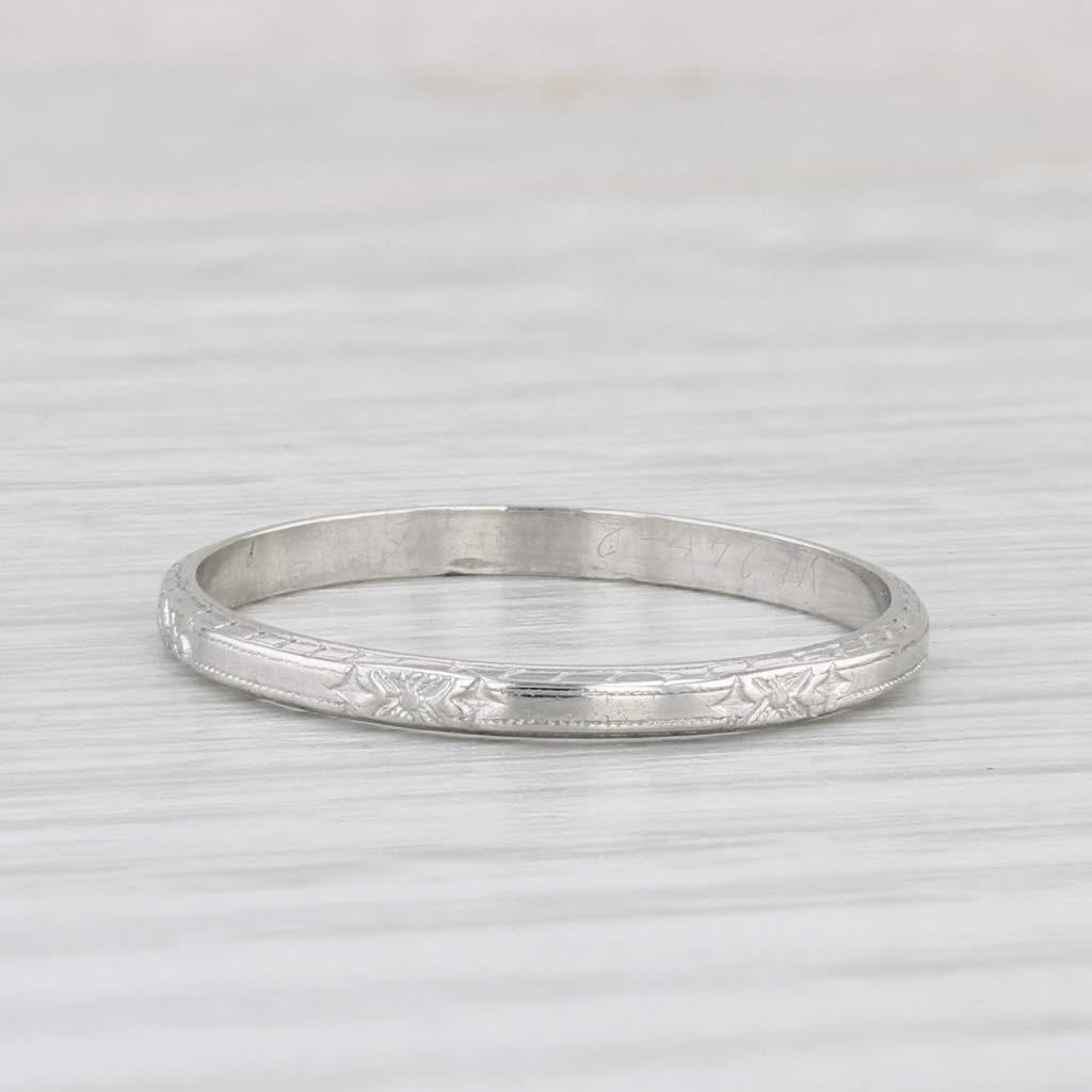 Light Gray Vintage Floral Platinum Wedding Band 900 Platinum Size 7 Ring Stackable