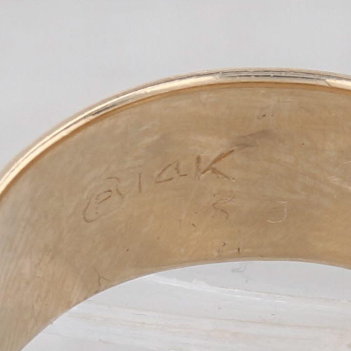 Circle Patterned Ring 14k Yellow Gold Band Size 7