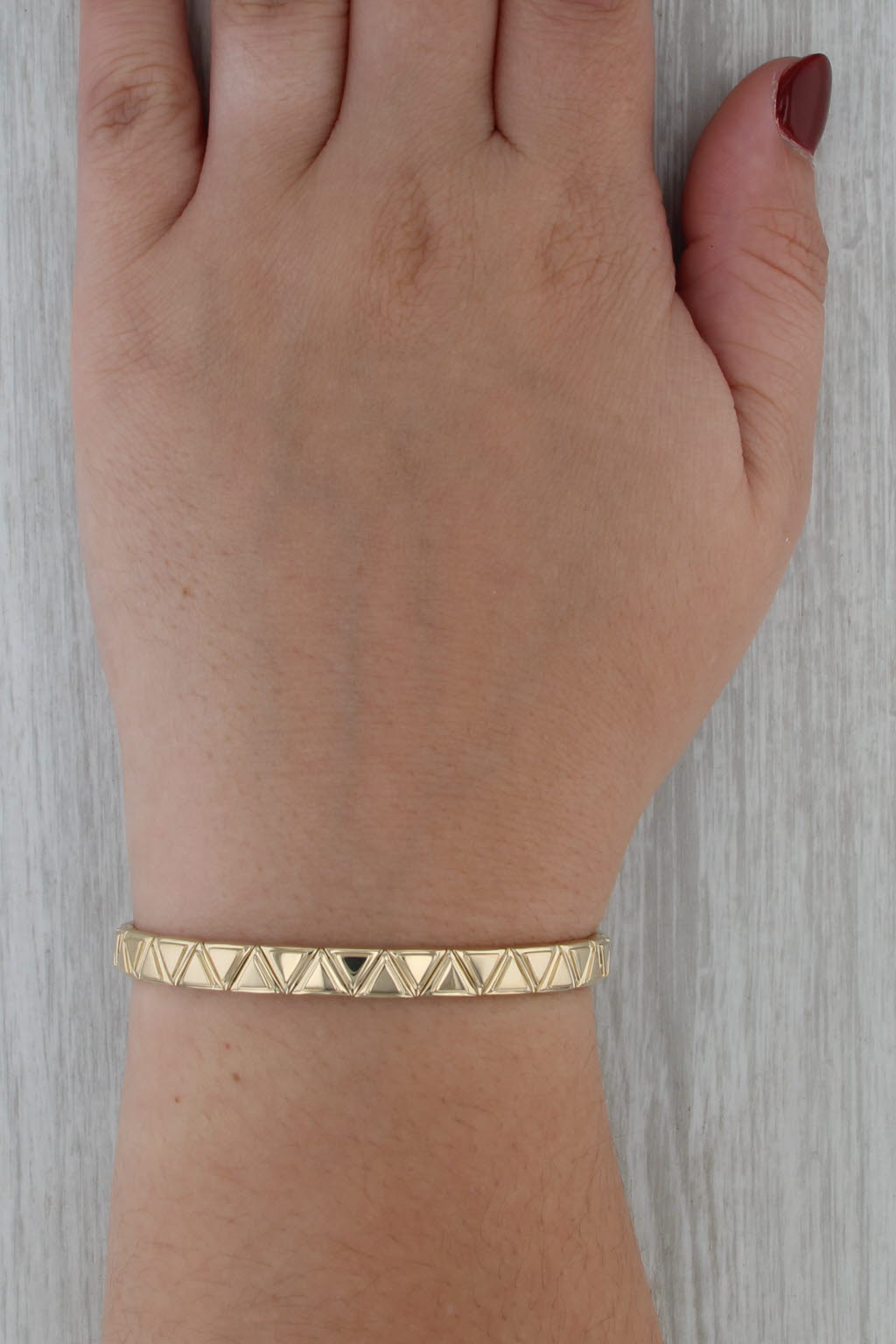 Marina B Triangolini Bangle Cuff Bracelet 18k Gold Beveled Pattern Flexible