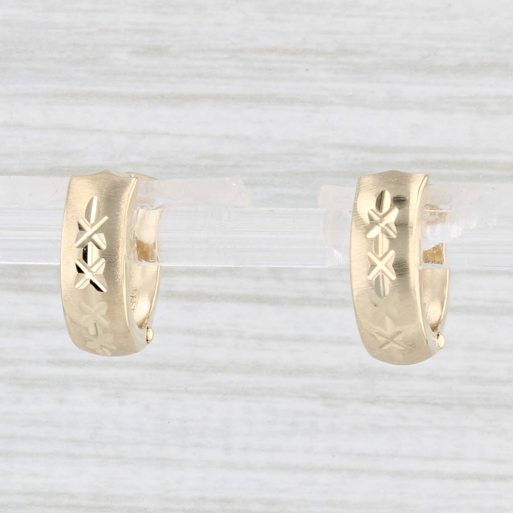 Light Gray Small Etched Hoop Huggie Earrings 14k Yellow Gold Round Snap Top Hoops