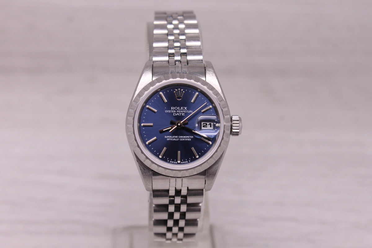 1995 Rolex Date 69240 Ladies 36mm Steel Automatic Watch Jubilee Band Blue Dial