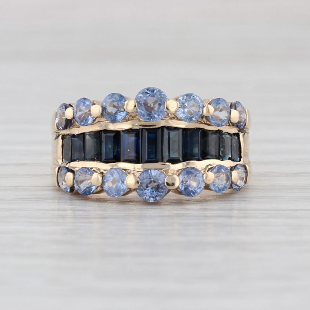 3.34ctw Light & Dark Blue Sapphire Ring 10k Yellow Gold Size 7.25