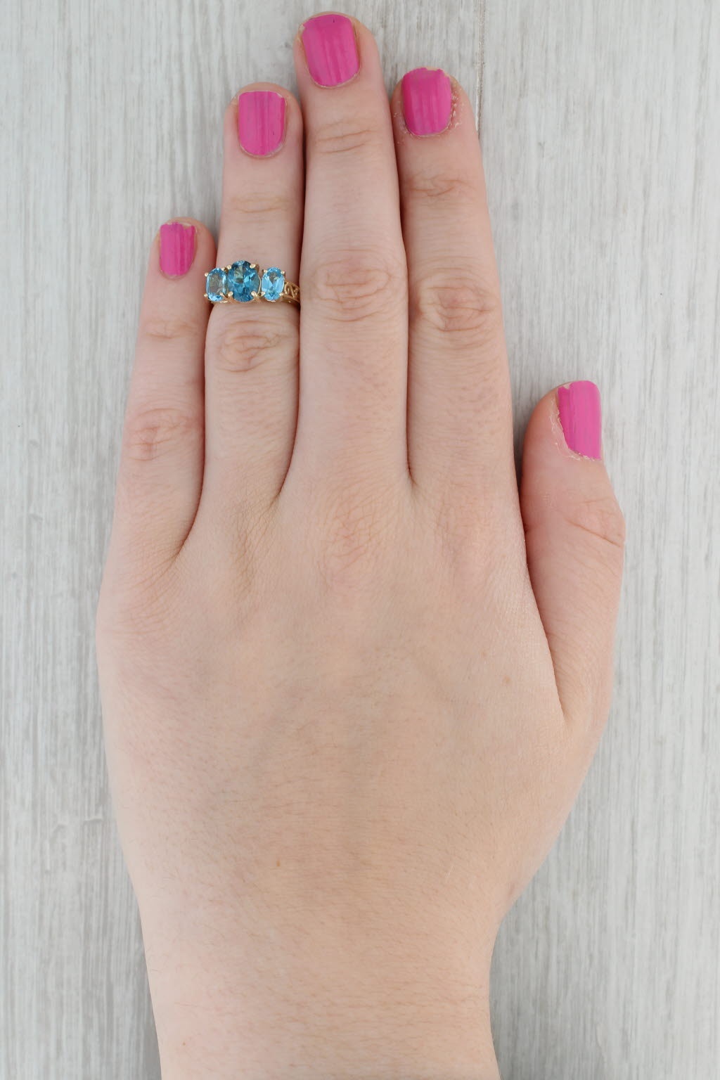 Gray 2.60ctw London Blue Topaz 3-Stone Ring 10k Yellow Gold Size 5