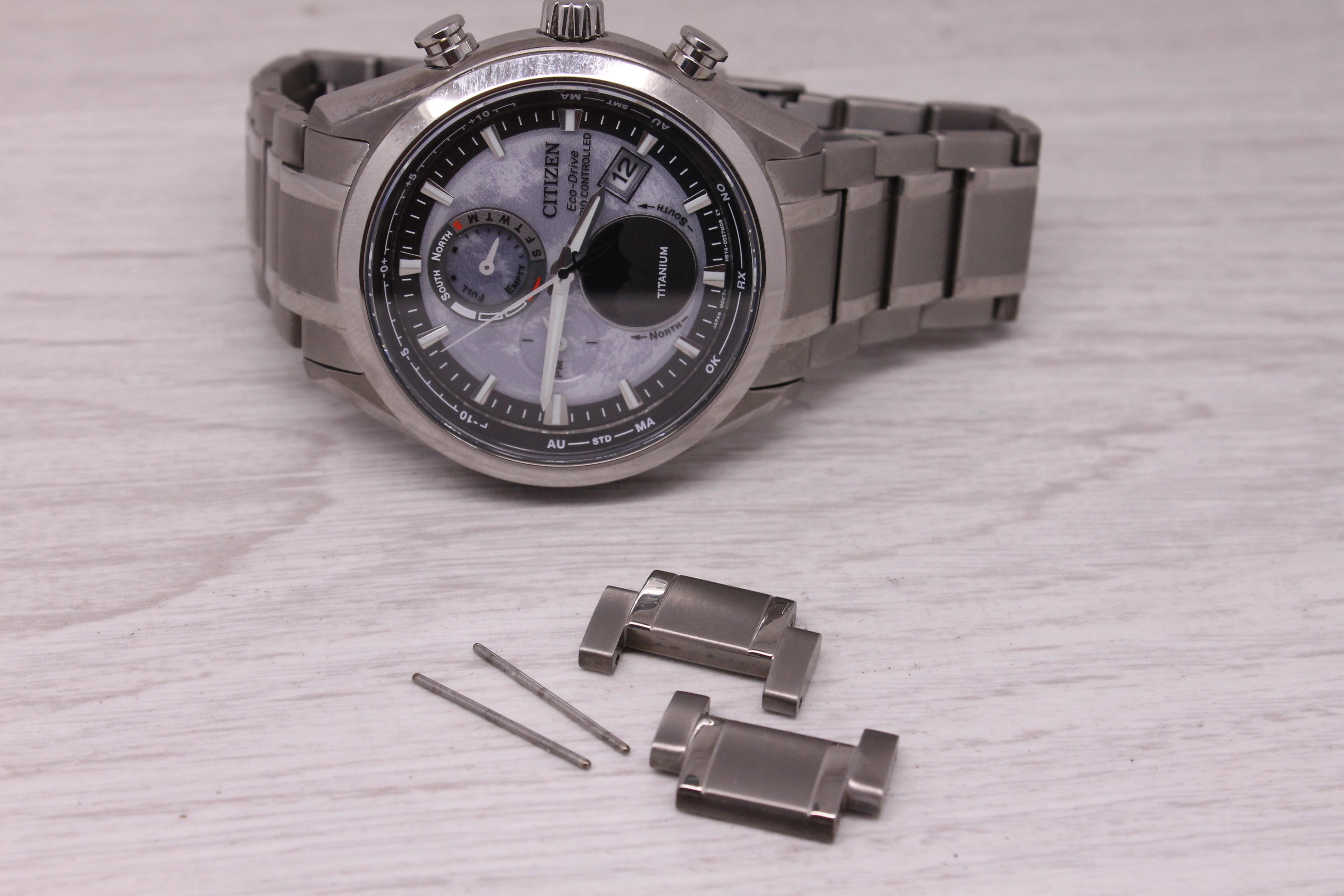 Citizen Eco-Drive Tsuki-yomi A-T Mens Watch 43mm Super Titanium Moonphase Date