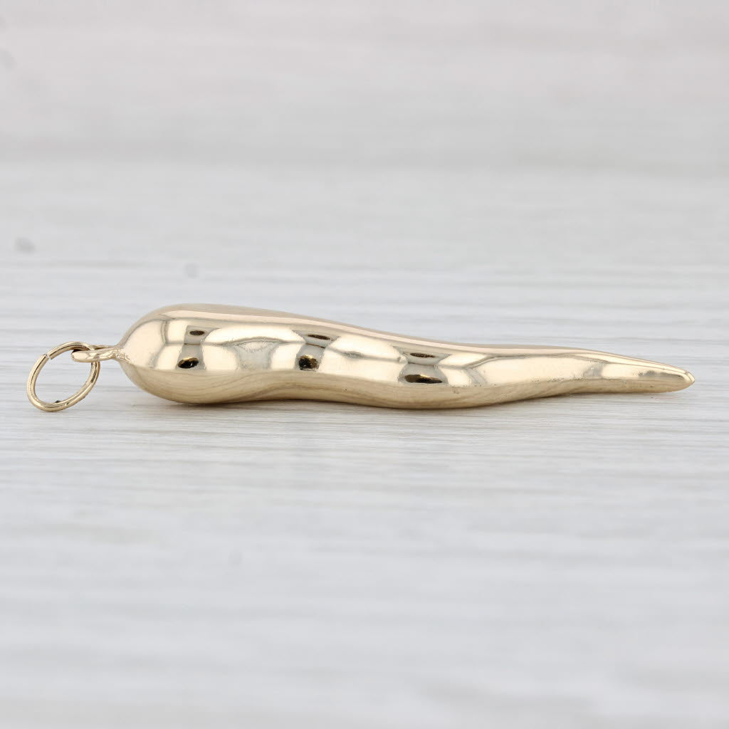 Light Gray Italian Horn Pendant 14k Yellow Gold Good Luck Talisman Charm