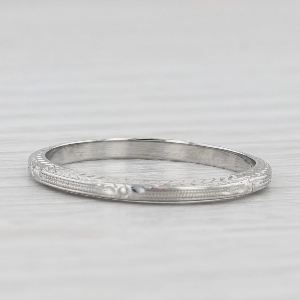 Light Gray Belais Art Deco Wheat Engraved Wedding Band 18k White Gold Size 8.25 Ring