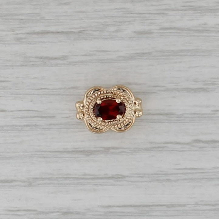 Old Victoria 0.65ct Garnet Slide Bracelet Charm 14k Yellow Gold Vintage