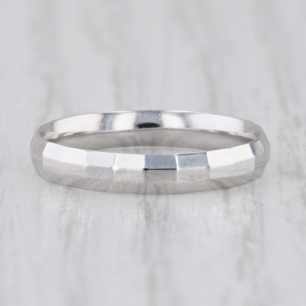 Beveled Band Ring 14k White Gold Size 5 Stackable Wedding Band