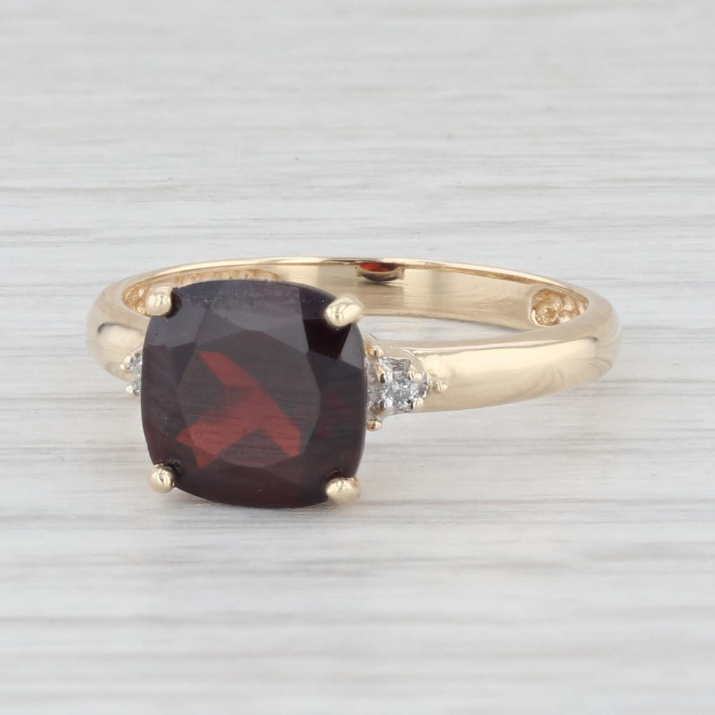 Light Gray 2.38ctw Cushion Garnet Diamond Ring 14k Yellow Gold Size 6