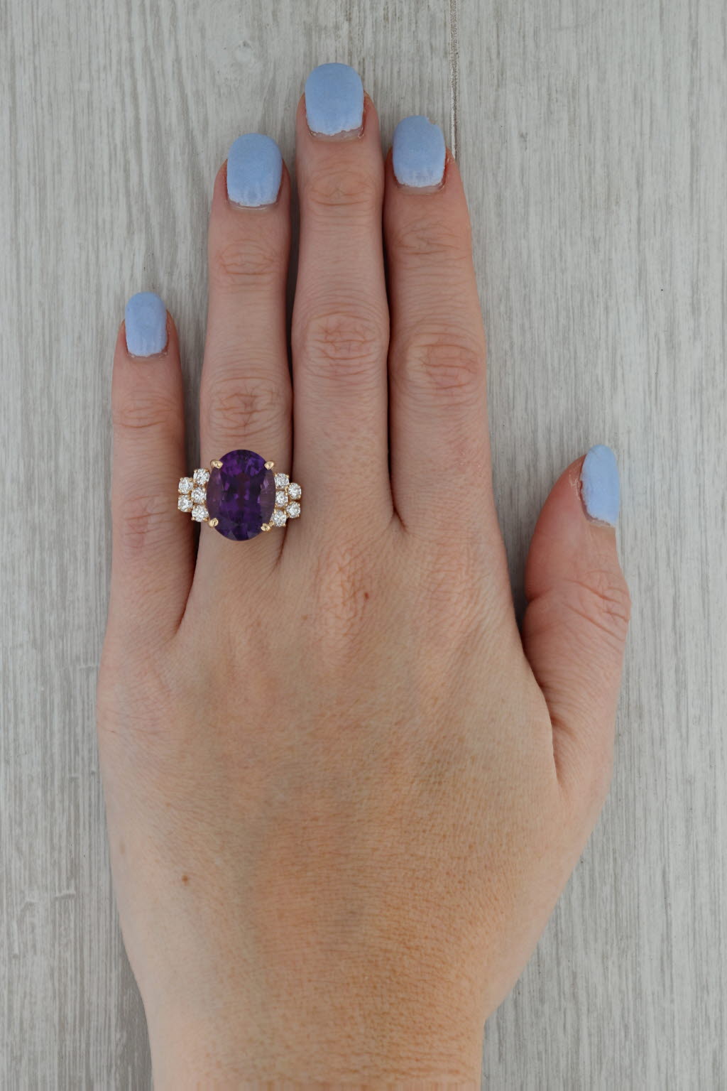 Rosy Brown 10.85ctw Oval Amethyst Cubic Zirconia Ring 14k Yellow Gold Size 6.25