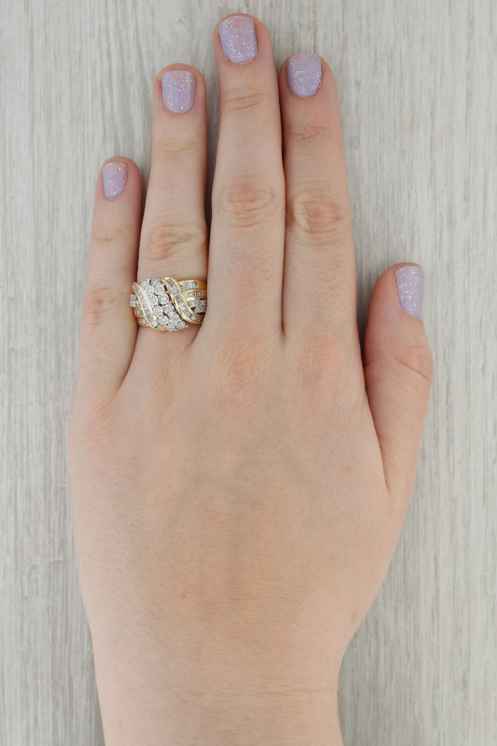Dark Gray 1.05ctw Diamond Cocktail Ring 10k Yellow Gold Size 7.25