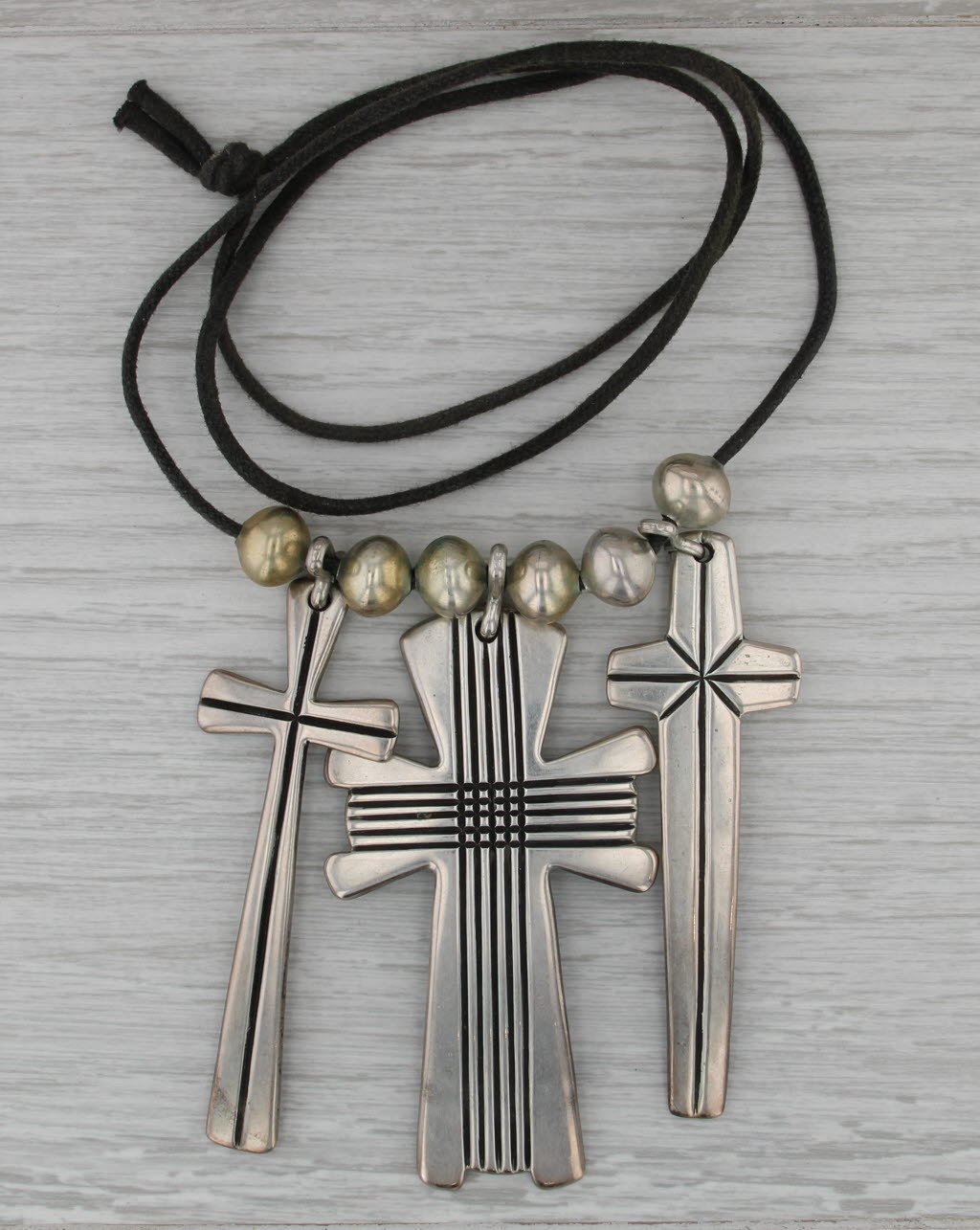 Cippy Crazy Horse Cochiti Triple Cross Beads Pendants Necklace Sterling Silver