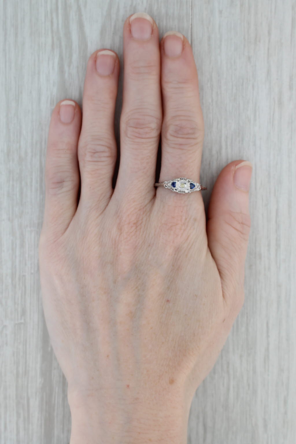 Dark Gray Art Deco 0.17ctw Lab Created Sapphire Diamond Ring 14k Gold Filigree Size 9.5