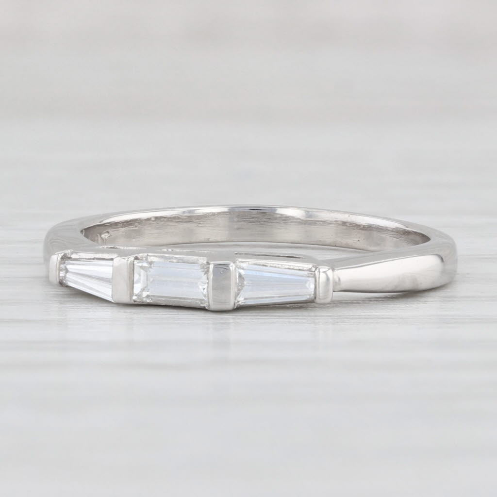 Light Gray New 0.25ctw Diamond Wedding Band Platinum Size 6.25 Stackable Ring
