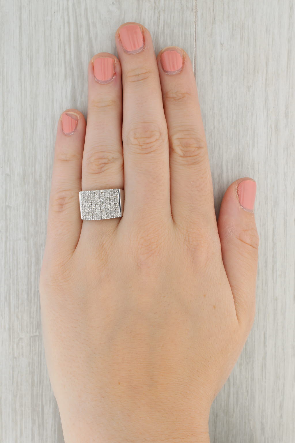 Tan 1ctw Diamond Pyramid Tiered Ring 10k White Gold Cocktail Size 7.5