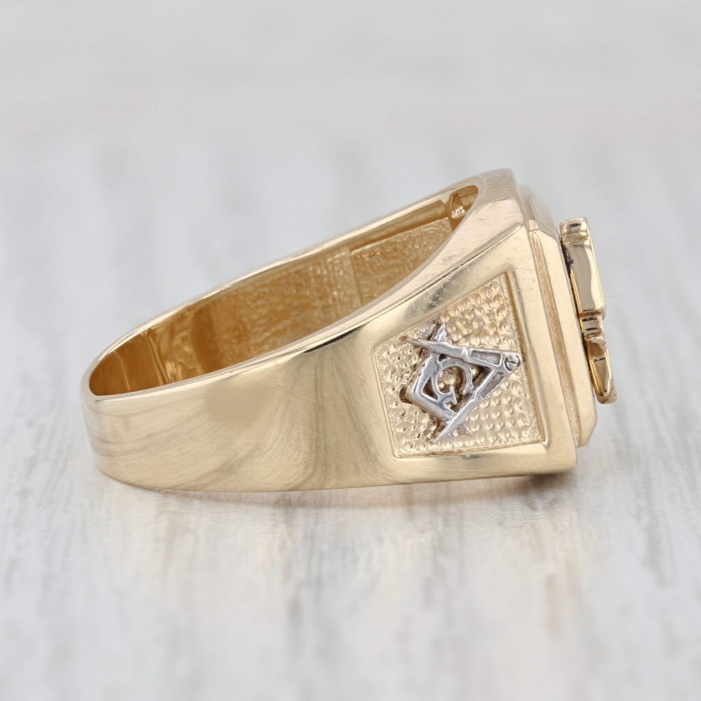 Masonic Ring 14k Yellow Gold Cubic Zirconia Blue Lodge Square Compass Size 11.25