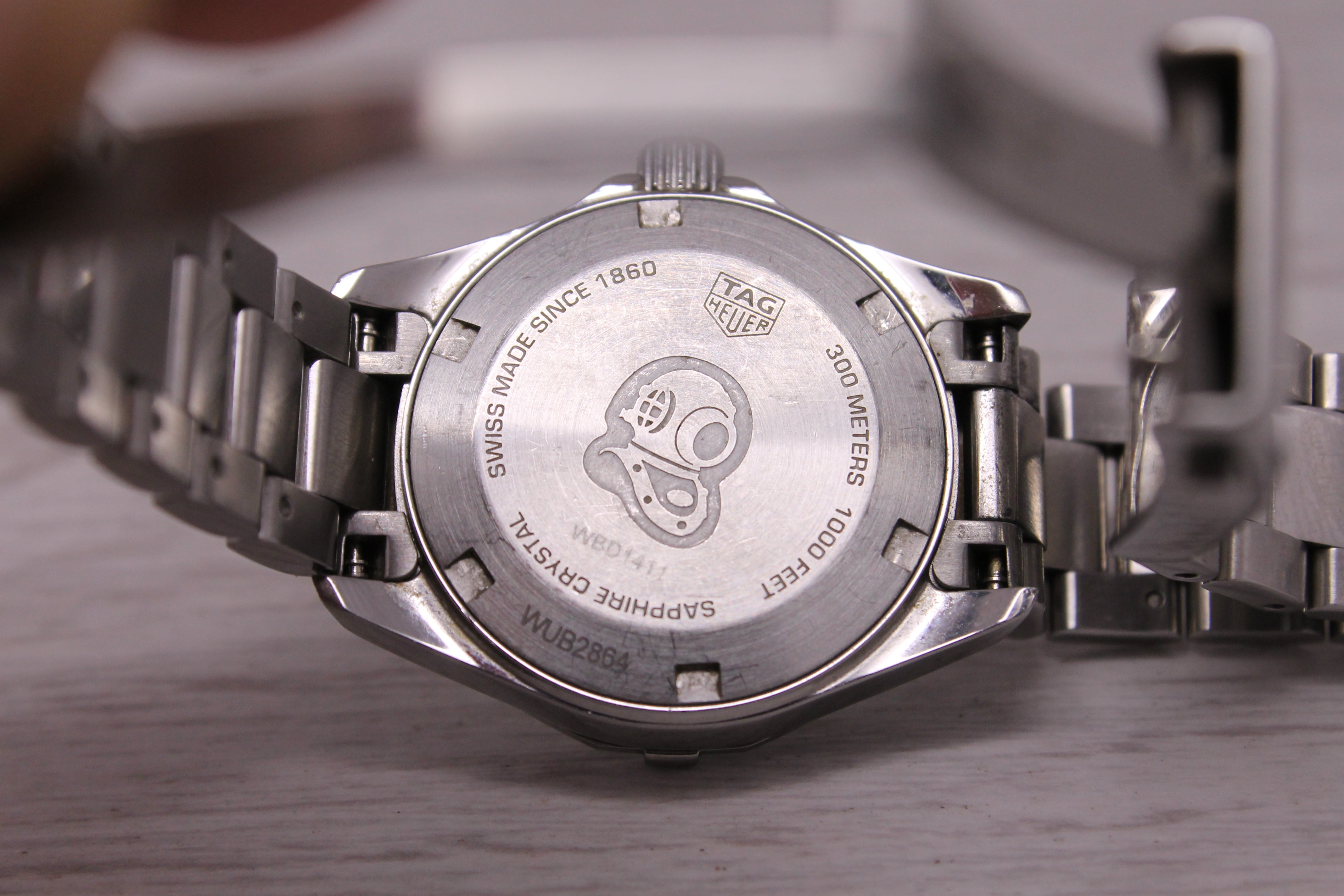 Tag Heuer Ladies Aquaracer Quartz Watch 27.5mm WBD1411 MOP Dial Swiss Date Box
