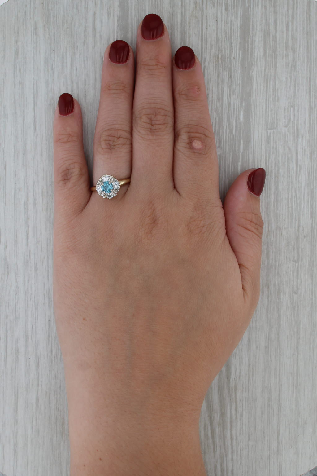 Vintage 0.94ctw Blue Topaz Diamond Halo Engagement Ring 14k Yellow Gold Size 8.5