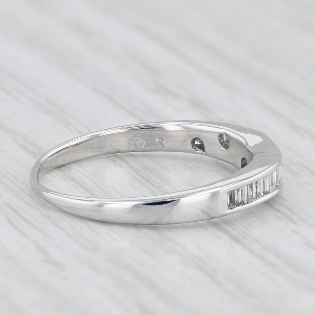 Light Gray 0.25ctw Diamond Contoured Wedding Ring 14k White Gold Size 5.75 Stackable
