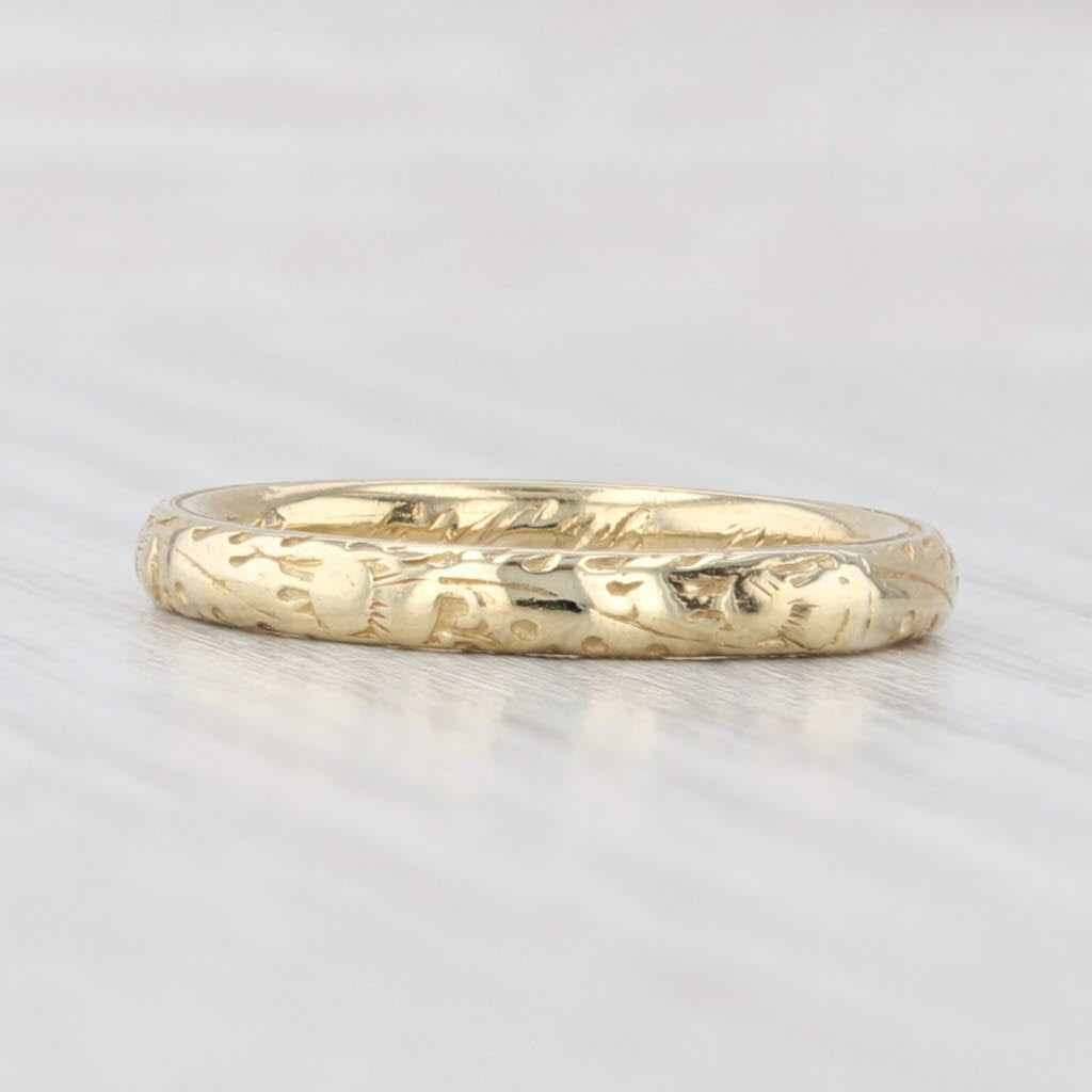 Light Gray Antique Floral Etched Wedding Band Stackable Ring Size 6 18k Yellow Gold