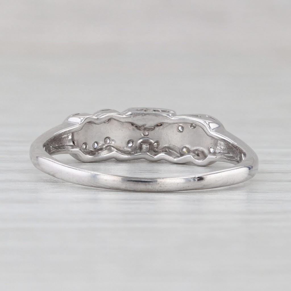 Light Gray Vintage 0.14ctw Diamond Wedding Band 14k White Gold Size 8.5 Stackable Ring