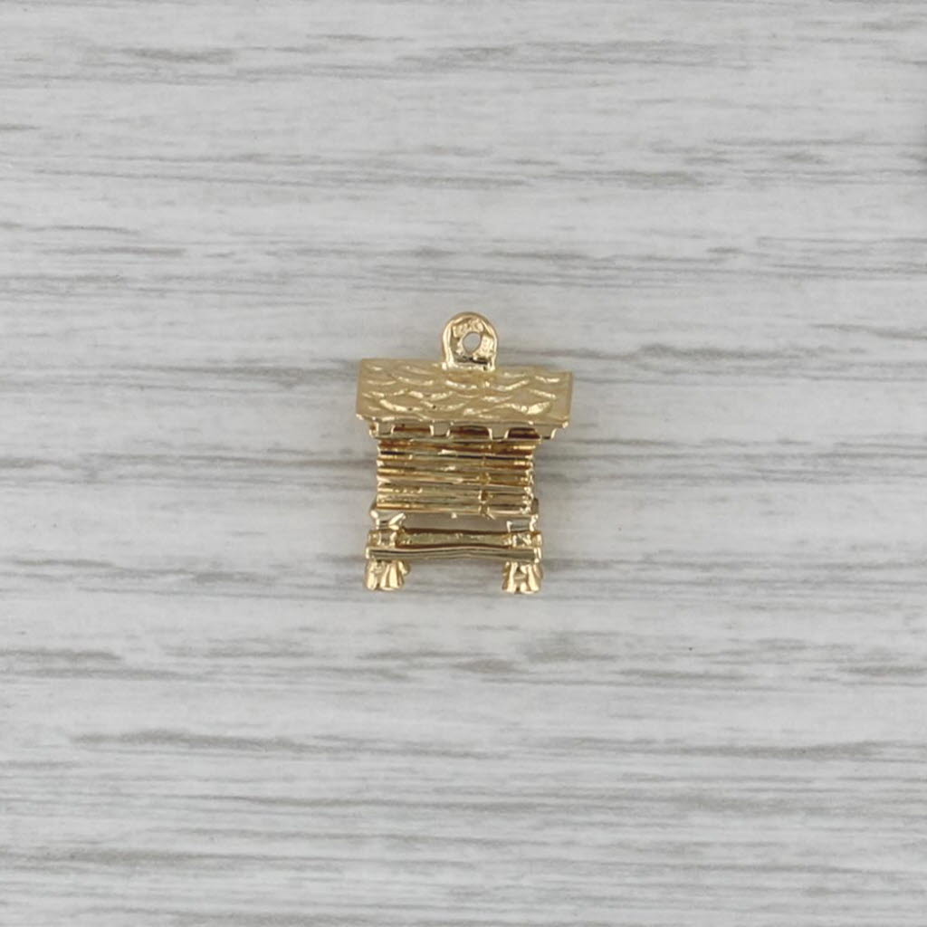 Vintage Log Cabin Charm 18k Yellow Gold 3D Figurine
